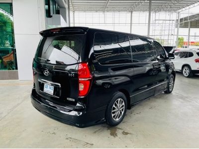 2019 Hyundai H-1  2.5 Deluxe เครดิตดีฟรีดาวน์ สีดำ รูปที่ 4